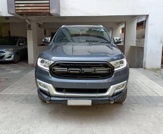https://images10.gaadi.com/usedcar_image/3697019/original/processed_img2925741__usedcar_2_2021701411547_1701411942.jpg?imwidth=6401
