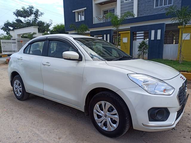 https://images10.gaadi.com/usedcar_image/3697044/original/img2925759__used_car_2925759_1701412401.jpg?imwidth=6400
