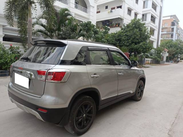 https://images10.gaadi.com/usedcar_image/3697093/original/processed_img2925776__used_car_2925776_1701413794.jpg?imwidth=6402