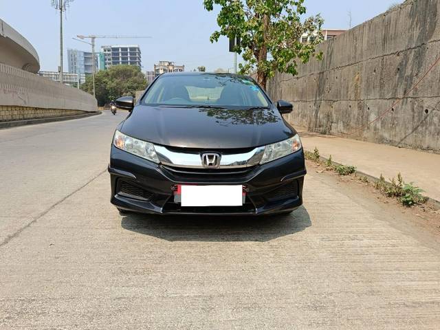 https://images10.gaadi.com/usedcar_image/3697102/original/processed_50b491209b59a31a80923fb087419388.jpg?imwidth=6400