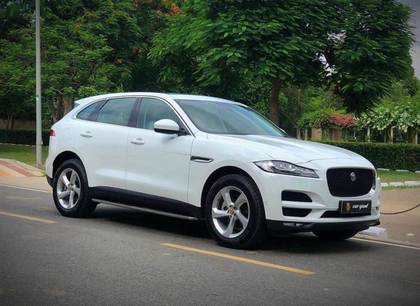 Jaguar F-Pace Prestige 2.0 Petrol Jaguar F-Pace Prestige 2.0 Petrol