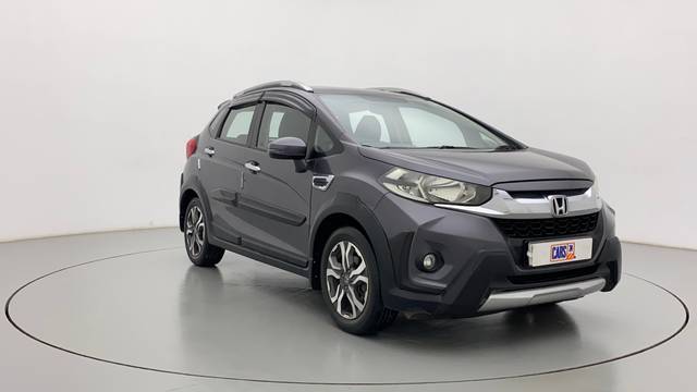 https://images10.gaadi.com/usedcar_image/3697205/original/91e8cc4e-11d1-4617-9d75-a732196600ae__43.jpg?imwidth=6400