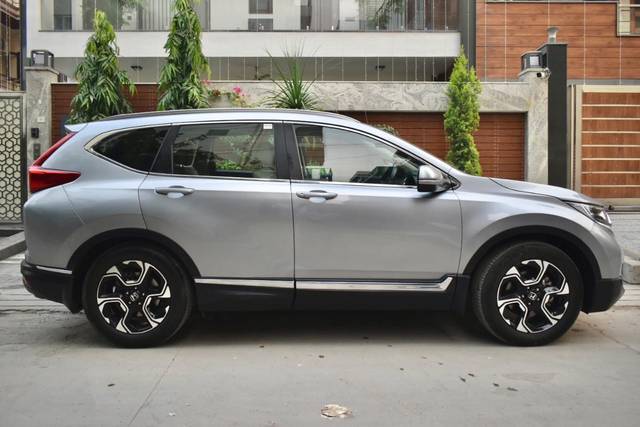 https://images10.gaadi.com/usedcar_image/3697233/original/img2925857__usedcar_img_20231106_wa0256_2925857_1701427716.jpg?imwidth=6401
