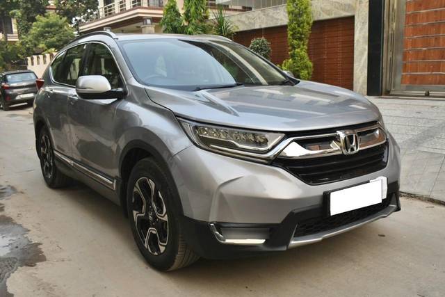 https://images10.gaadi.com/usedcar_image/3697233/original/processed_img2925857__usedcar_img_20231106_wa0259_2925857_1701427716.jpg?imwidth=6400