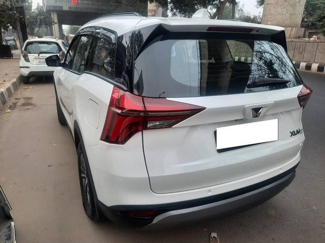 https://images10.gaadi.com/usedcar_image/3697234/original/processed_img2925858__used_car_2925858_1701420210.jpg?imwidth=6402