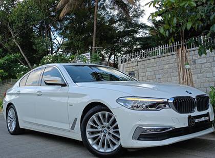 BMW 5 Series 520d Luxury Line BMW 5 Series 520d Luxury Line