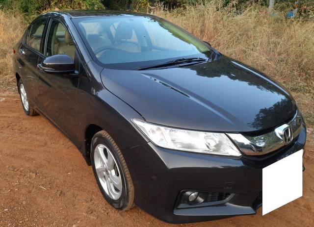 https://images10.gaadi.com/usedcar_image/3697246/original/processed_img2925867__used_car_2925867_1701418333.jpg?imwidth=6401