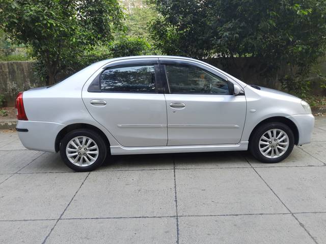 https://images10.gaadi.com/usedcar_image/3697250/original/img2925870__used_car_2925870_1701418613.jpg?imwidth=6401