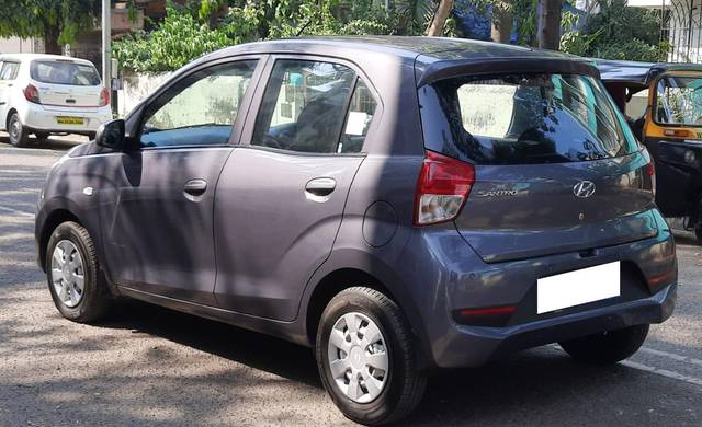 https://images10.gaadi.com/usedcar_image/3697260/original/processed_img2925876__used_car_2925876_1701418918.jpg?imwidth=6402