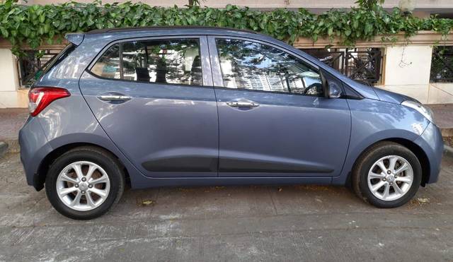 https://images10.gaadi.com/usedcar_image/3697262/original/processed_img2925877__used_car_2925877_1701419077.jpg?imwidth=6401