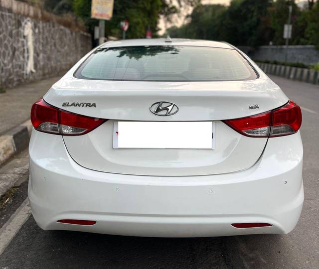 https://images10.gaadi.com/usedcar_image/3697266/original/processed_img2925879__usedcar_usedcar_img_20231130_wa0051_9761701418890_1701419115_2925879_1701424299.jpg?imwidth=6402