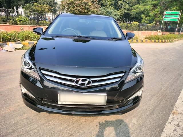 https://images10.gaadi.com/usedcar_image/3697308/original/processed_img2925911__used_car_2925911_1701420117.jpg?imwidth=6400