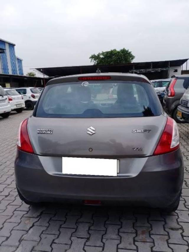 https://images10.gaadi.com/usedcar_image/3697309/original/processed_2d1a724c-e53b-4108-bc54-ff30775657a0.jpg?imwidth=6401