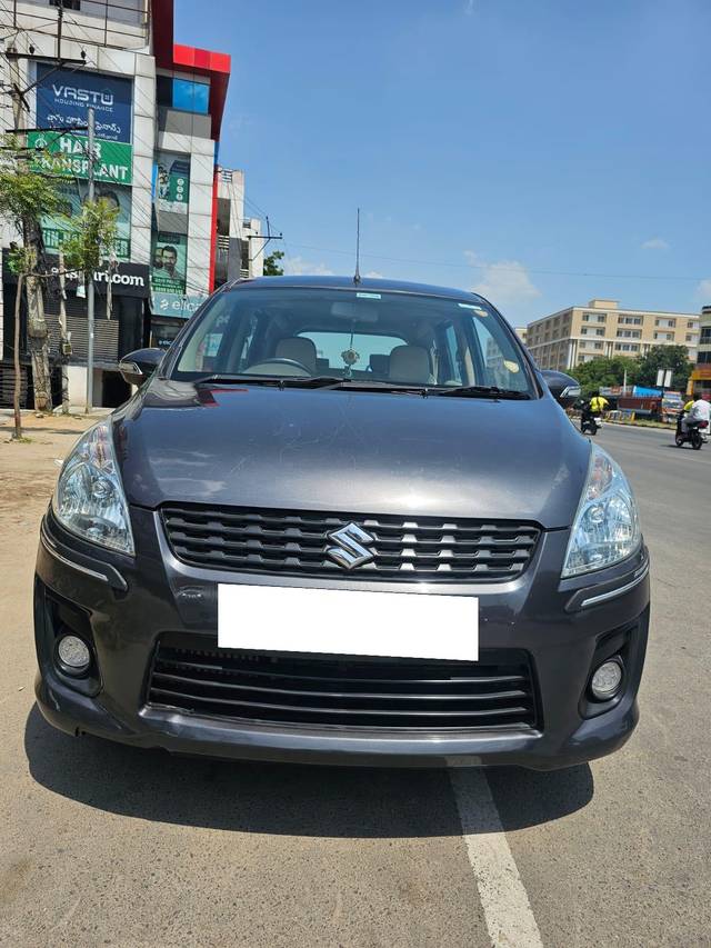 https://images10.gaadi.com/usedcar_image/3697336/original/processed_img2925926__used_car_2925926_1701421074.jpg?imwidth=6402