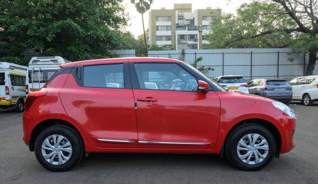 https://images10.gaadi.com/usedcar_image/3697342/original/img2925928__usedcar_img_20231201_wa0039_2925928_1701422402.jpg?imwidth=6401