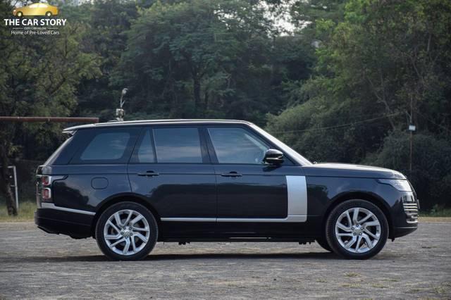 https://images10.gaadi.com/usedcar_image/3697348/original/processed_img2925933__used_car_2925933_1701524117.jpg?imwidth=6401