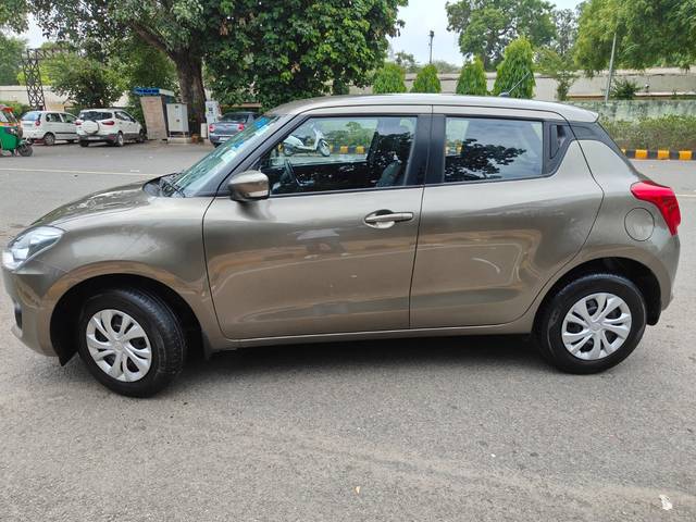 https://images10.gaadi.com/usedcar_image/3697354/original/img2925936__used_car_2925936_1701421538.jpg?imwidth=6401