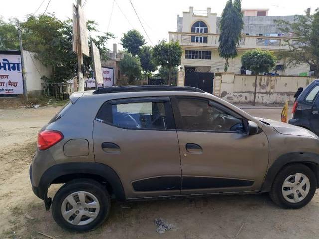 https://images10.gaadi.com/usedcar_image/3697367/original/processed_f97b4f0d-aad0-49ab-8895-8715c9e25322.jpg?imwidth=6401