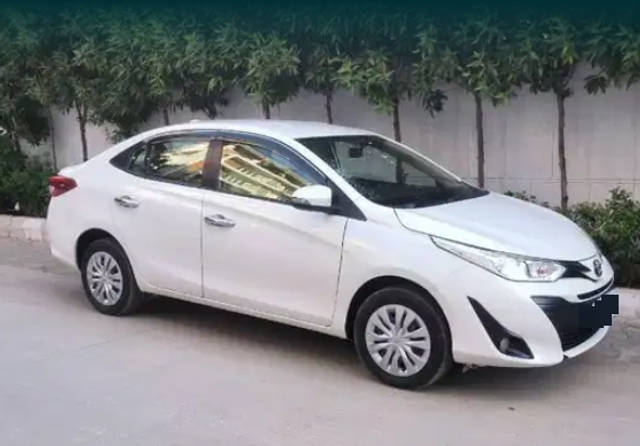 https://images10.gaadi.com/usedcar_image/3697385/original/img2925952__usedcar_capture2_7601701422523_1701422536.PNG?imwidth=6400
