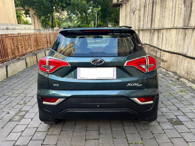 https://images10.gaadi.com/usedcar_image/3697421/original/processed_img2925985__usedcar_whatsappimage2023_09_26at174230_1__2925985_1701427498.jpeg?imwidth=6401