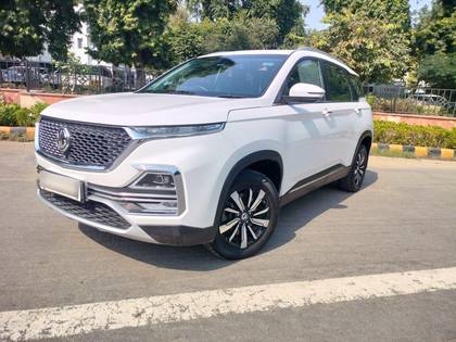 MG Hector Sharp DCT MG Hector Sharp DCT