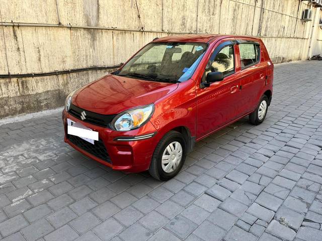 https://images10.gaadi.com/usedcar_image/3697468/original/processed_img2926016__usedcar_whatsappimage2023_12_01at162545_1__2926016_1701428638.jpeg?imwidth=6402