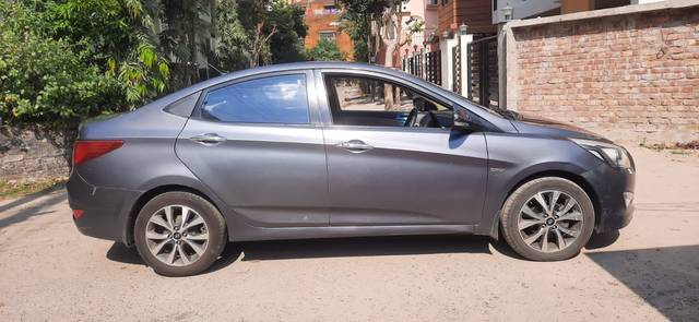 https://images10.gaadi.com/usedcar_image/3697515/original/img2926049__used_car_2926049_1701427187.jpg?imwidth=6401