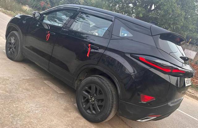 https://images10.gaadi.com/usedcar_image/3697556/original/img2926071__used_car_2926071_1701425735.jpg?imwidth=6402