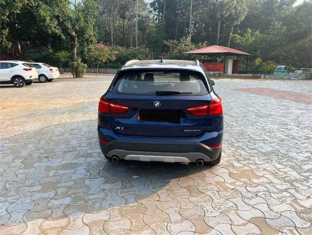 https://images10.gaadi.com/usedcar_image/3697558/original/processed_3136b767-950f-4649-9e55-710115866328.jpeg?imwidth=6401