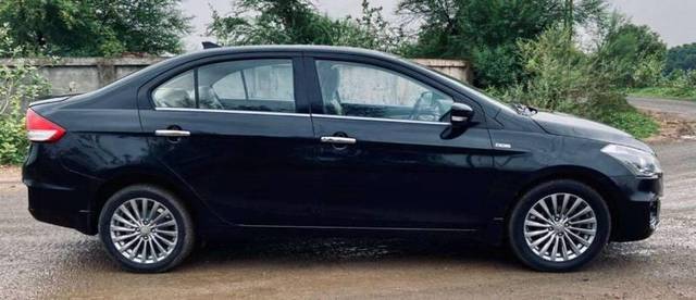 https://images10.gaadi.com/usedcar_image/3697565/original/processed_6aaa0425-dcf5-4c1e-9b31-f111bb1287f4.jpg?imwidth=6401