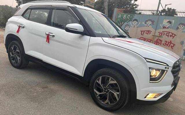 https://images10.gaadi.com/usedcar_image/3697592/original/processed_img2926087__used_car_2926087_1701426912.jpg?imwidth=6400