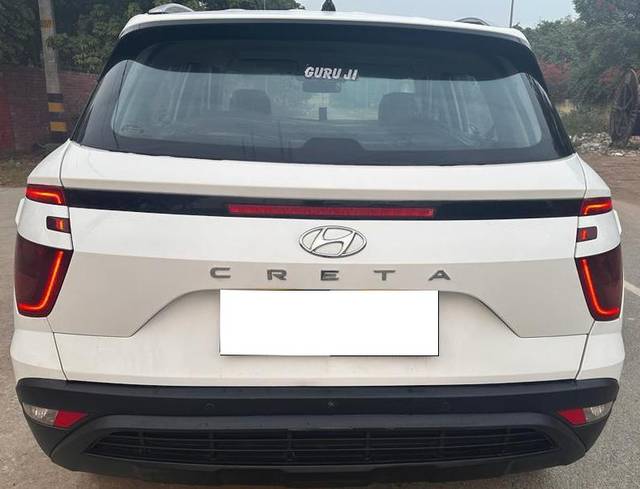 https://images10.gaadi.com/usedcar_image/3697592/original/processed_img2926087__used_car_2926087_1701426915.jpg?imwidth=6401