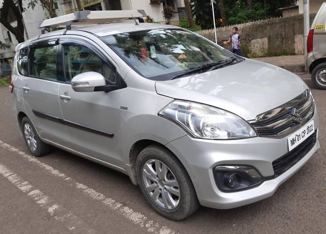 https://images10.gaadi.com/usedcar_image/3697610/original/processed_img2926097__used_car_2926097_1701427422.jpg?imwidth=6400