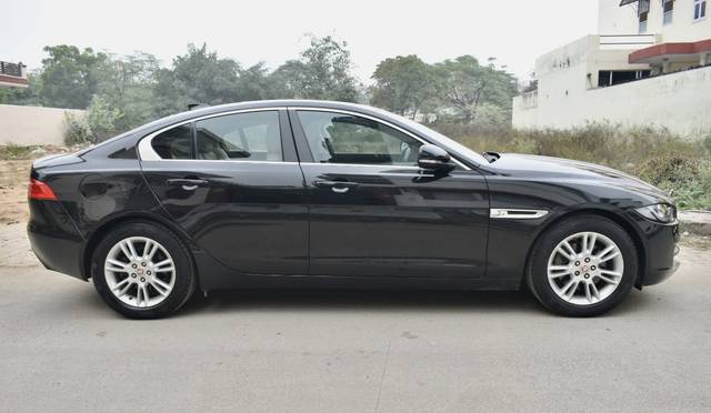 https://images10.gaadi.com/usedcar_image/3697617/original/img2926102__usedcar_img_20231201_wa0004_73481701427461_1701427643.jpg?imwidth=6401