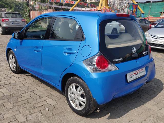 https://images10.gaadi.com/usedcar_image/3697625/original/processed_img2926106__usedcar_whatsappimage2023_12_02at33948pm_2__2926106_1701521830.jpeg?imwidth=6402