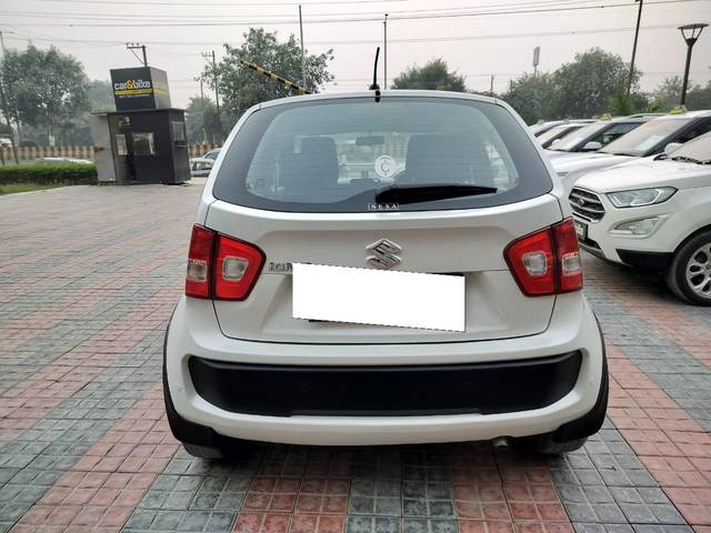https://images10.gaadi.com/usedcar_image/3697648/original/processed_img2926119__usedcar_whatsappimage2023_12_02at54511pm_1__2926119_1701521029.jpeg?imwidth=6401