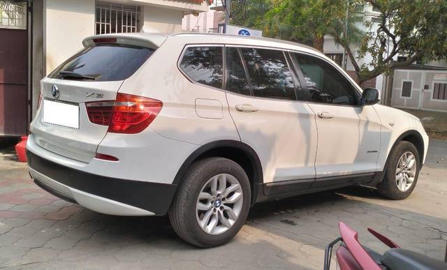 https://images10.gaadi.com/usedcar_image/3697715/original/processed_img2926160__usedcar_19_5701701430374_1701430418.jpeg?imwidth=6402