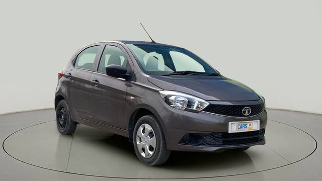 https://images10.gaadi.com/usedcar_image/3697741/original/slot__1-7-Exterior-10736156723-a8ddbfd938c94e86a1e610c262e9b803-Exterior-7.jpg?imwidth=6400