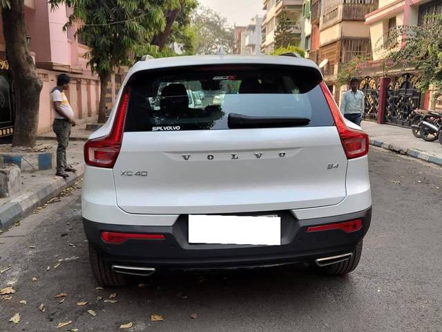 https://images10.gaadi.com/usedcar_image/3697758/original/processed_img2926195__used_car_2926195_1701431499.jpg?imwidth=6402