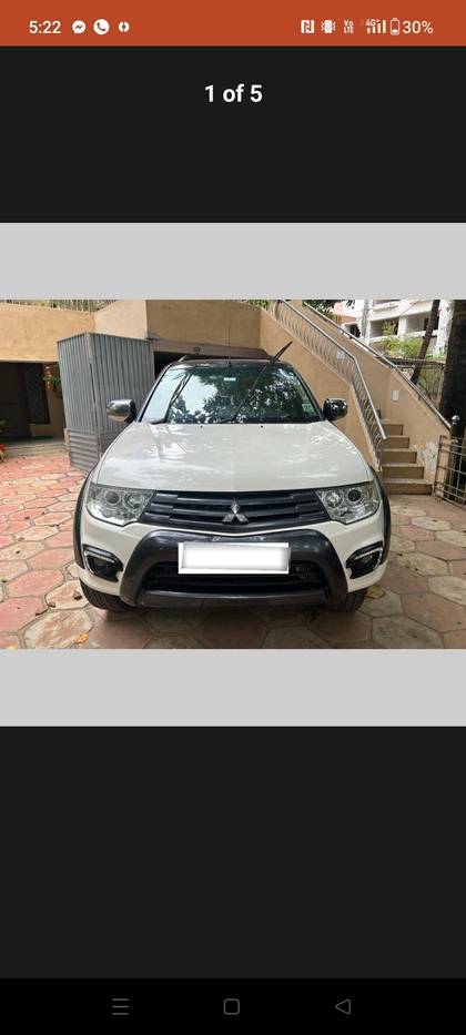 Mitsubishi Pajero Select Plus 4X2 AT Mitsubishi Pajero Select Plus 4X2 AT