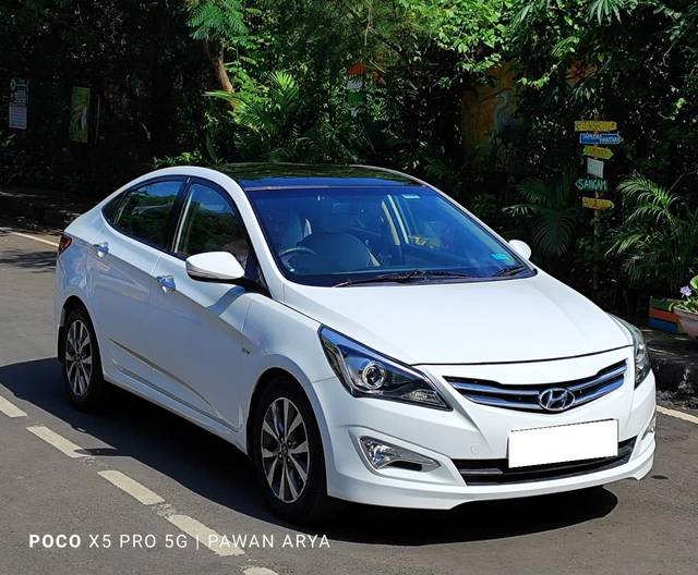 https://images10.gaadi.com/usedcar_image/3697811/original/processed_img2926225__used_car_2926225_1701433011.jpg?imwidth=6400