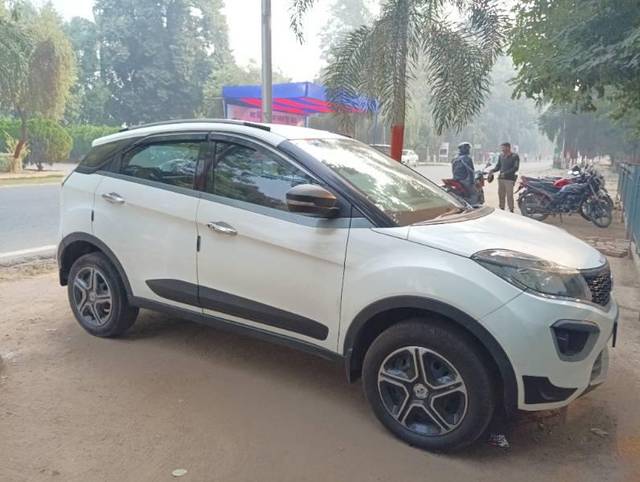 https://images10.gaadi.com/usedcar_image/3697827/original/processed_9fd95168-e909-46a8-8207-d543671e2fba.jpg?imwidth=6400