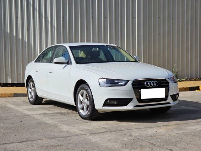 https://images10.gaadi.com/usedcar_image/3697856/original/processed_img2926252__used_car_2926252_1701434657.jpg?imwidth=6401