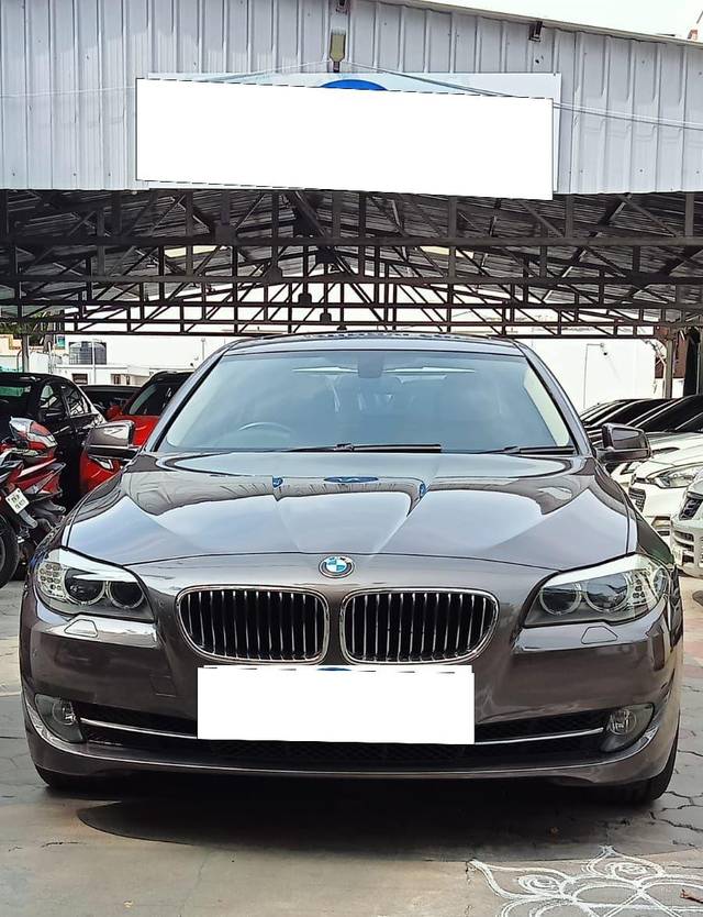 https://images10.gaadi.com/usedcar_image/3697862/original/processed_img2926254__usedcar_1_5701701434672_1701434697.jpeg?imwidth=6401