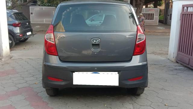 https://images10.gaadi.com/usedcar_image/3697906/original/processed_img2926275__usedcar_17_5701701436298_1701436322.jpeg?imwidth=6402