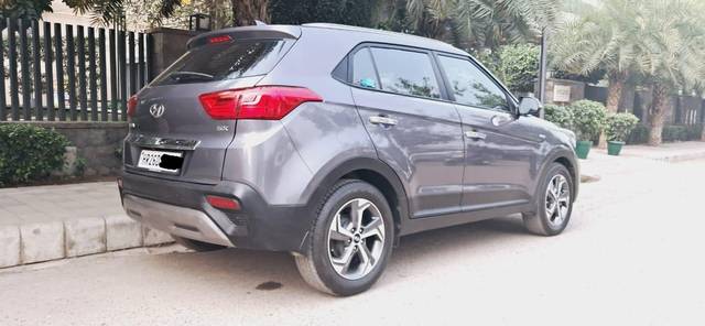 https://images10.gaadi.com/usedcar_image/3697913/original/processed_img2926279__used_car_2926279_1701436605.jpg?imwidth=6402