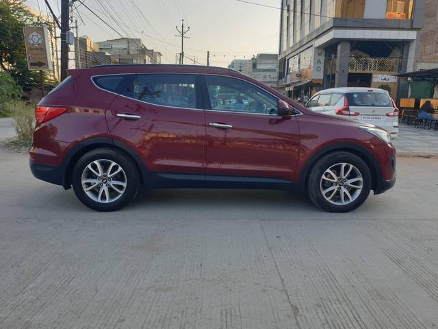 https://images10.gaadi.com/usedcar_image/3697914/original/processed_img2926280__used_car_2926280_1701436603.jpg?imwidth=6402