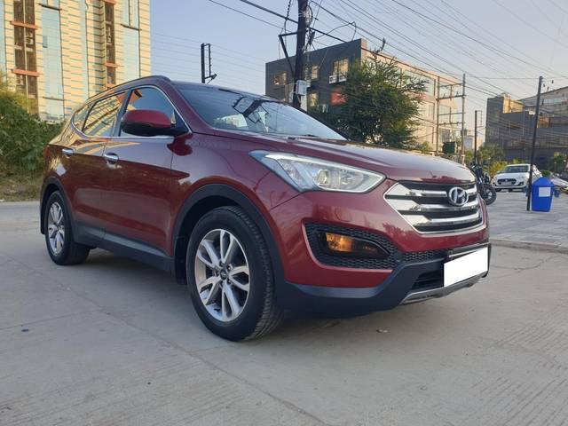 https://images10.gaadi.com/usedcar_image/3697914/original/processed_img2926280__used_car_2926280_1701436606.jpg?imwidth=6401
