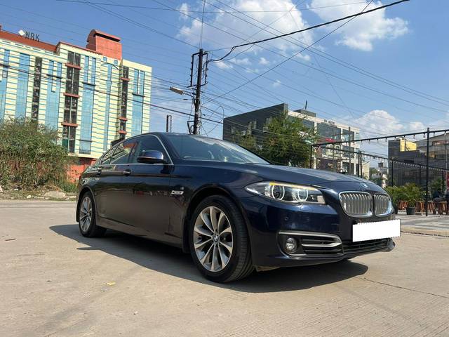 https://images10.gaadi.com/usedcar_image/3697922/original/processed_img2926283__used_car_2926283_1701437161.jpg?imwidth=6401