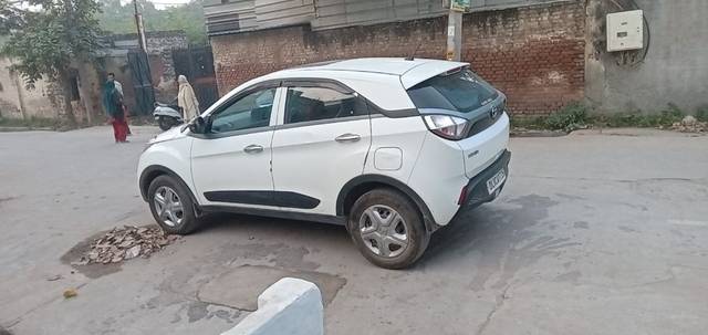 https://images10.gaadi.com/usedcar_image/3697938/original/24__VCC_IMG_1700825010457_1823675_95_1700825471.jpg?imwidth=6402